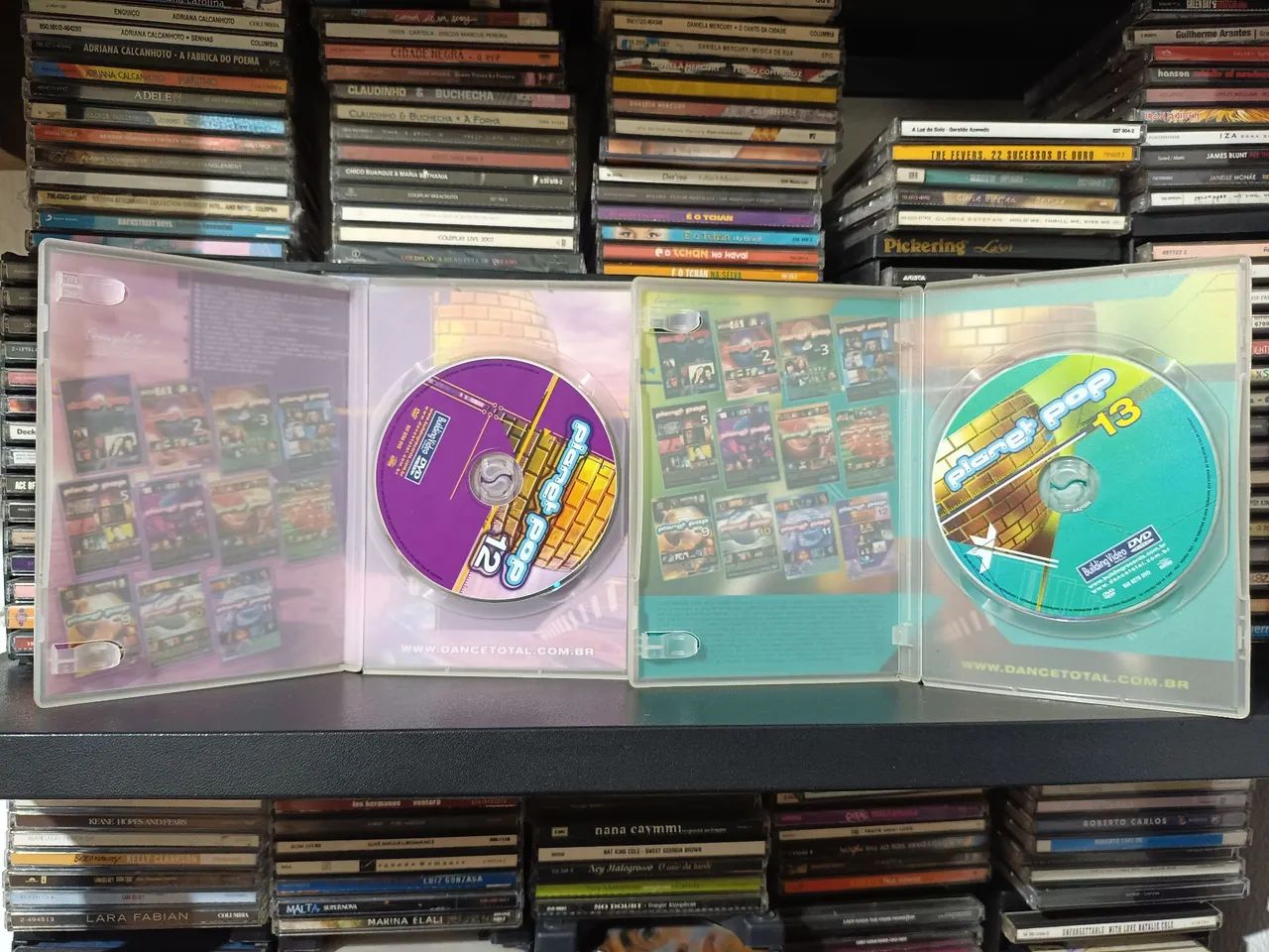 Lote DVD de clipes Planet Pop vol 12 e 13 - Foto 2