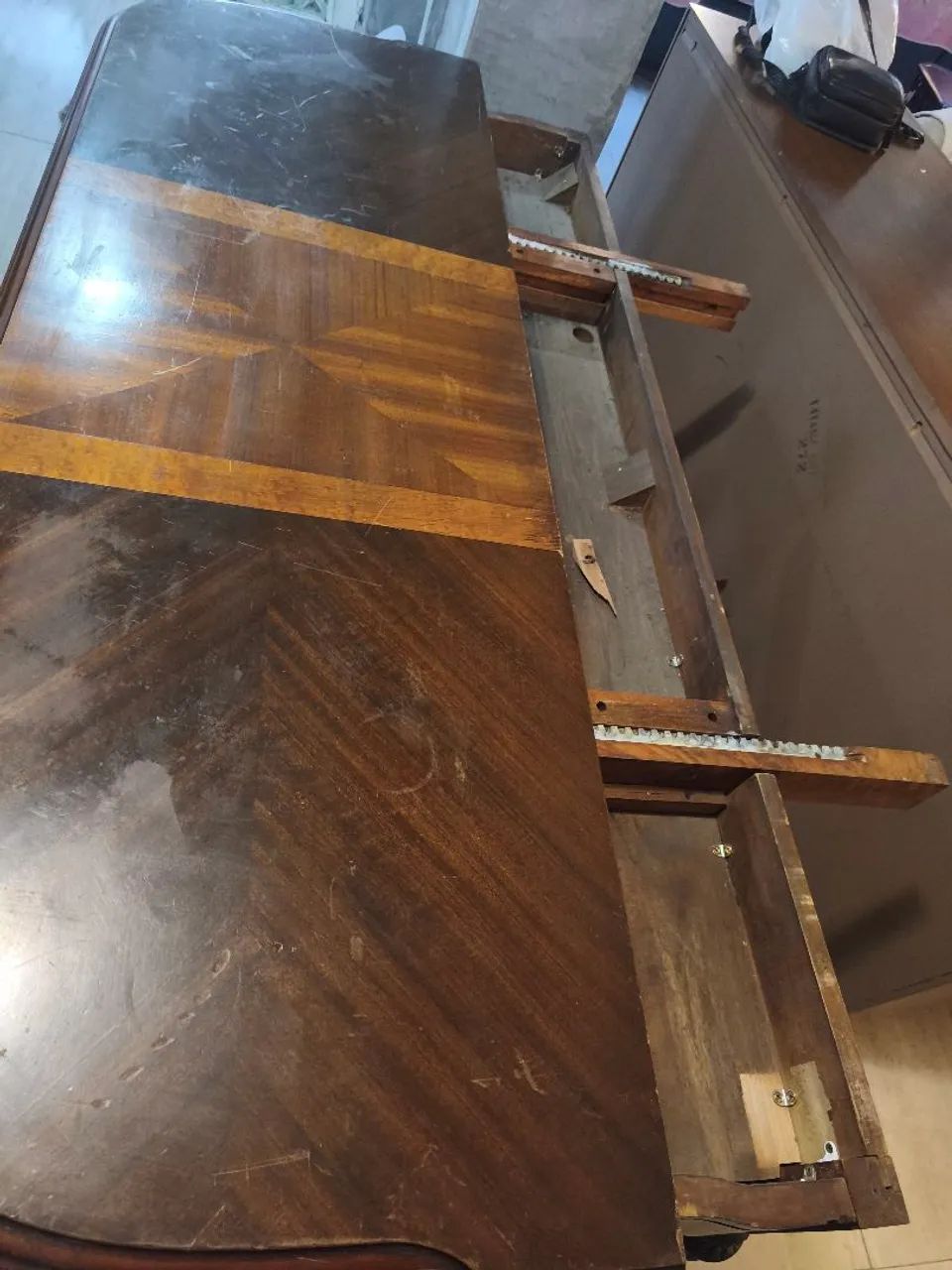 Mesa de madeira maciça de abrir  - Foto 5
