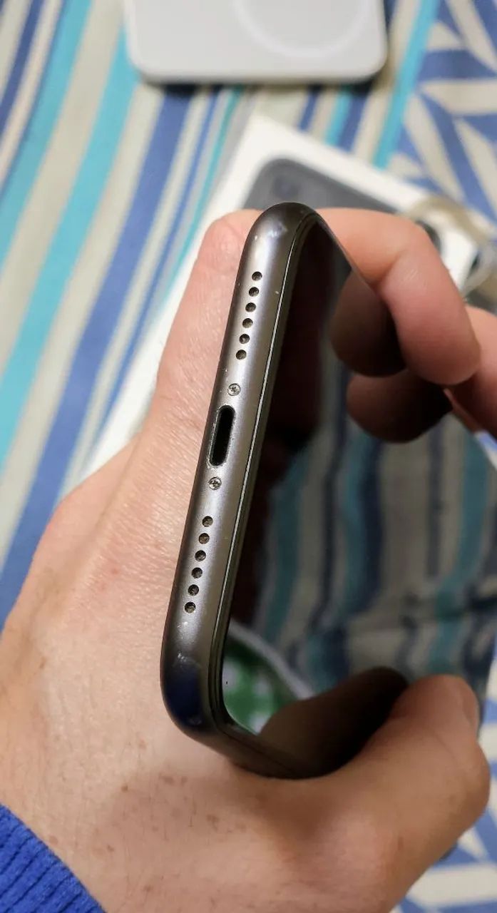 Iphone 11 64gb + power bank - Foto 4