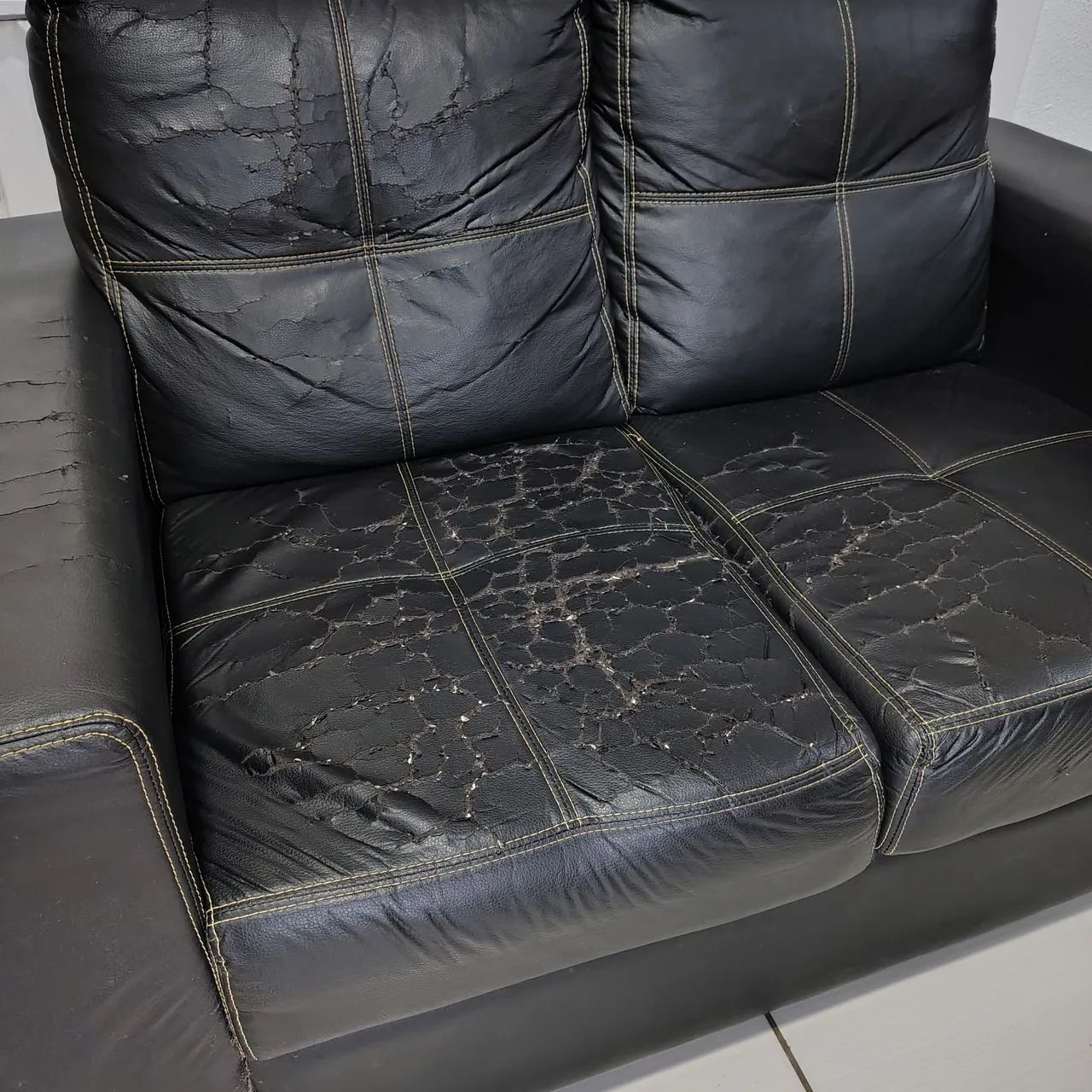 Sofá 2 lugares em corino - Foto 4