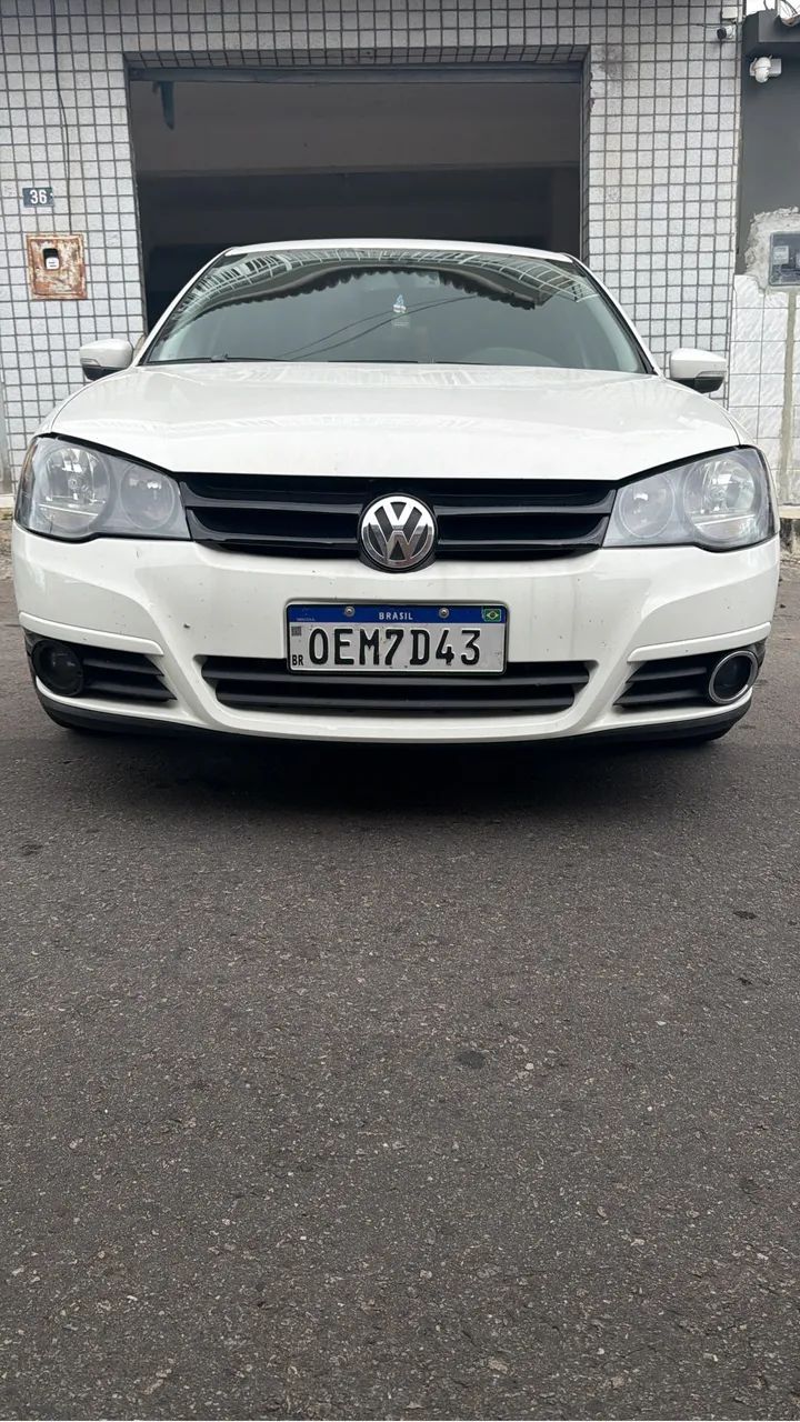 Volkswagen Golf 1.6 MI TOTAL FLEX 8V 4P 2014