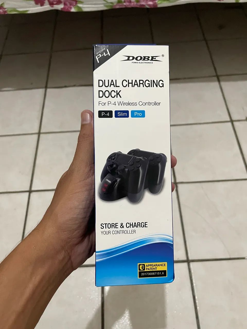 Carregador de controles PS4