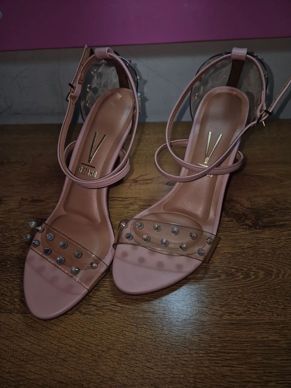 Sandália Vizzano Rose com Spikes - Foto 2