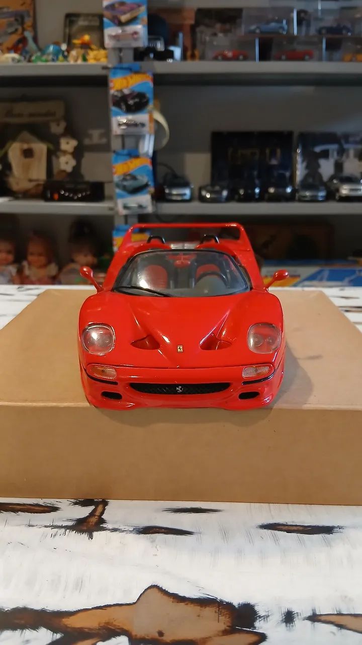 Ferrari F50 Spyder. Escala 1:18. Da Maisto, Shell  - Foto 2