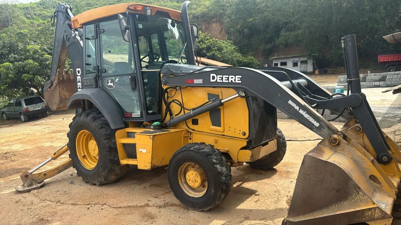Retro Escavadeira Jhon Deere 310 L 4x4 ano 2021- Revisada - Baixo horímetro - Foto 2