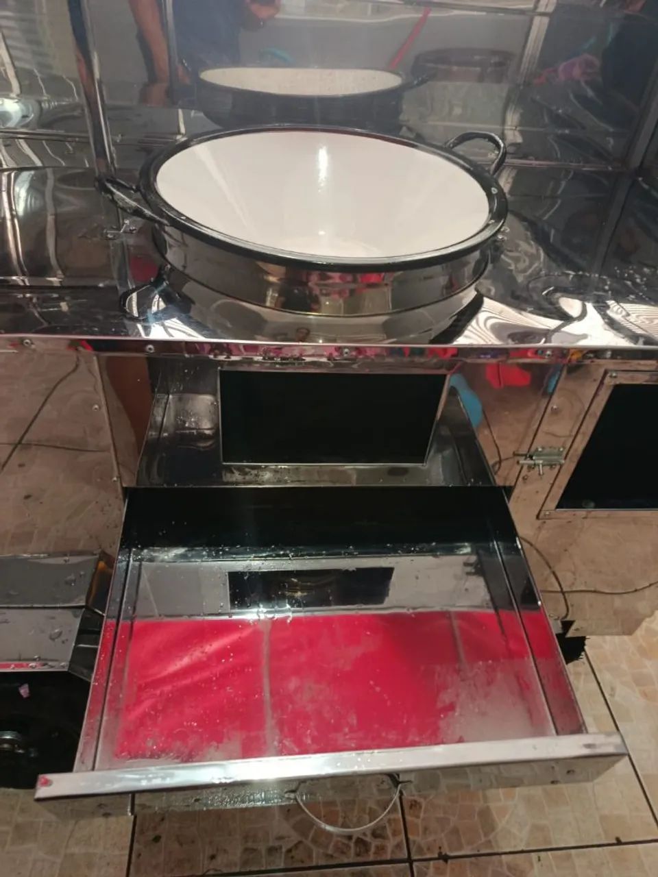 Carrinho de lanche e salgados com estufa a gás R$3.500 - Foto 2