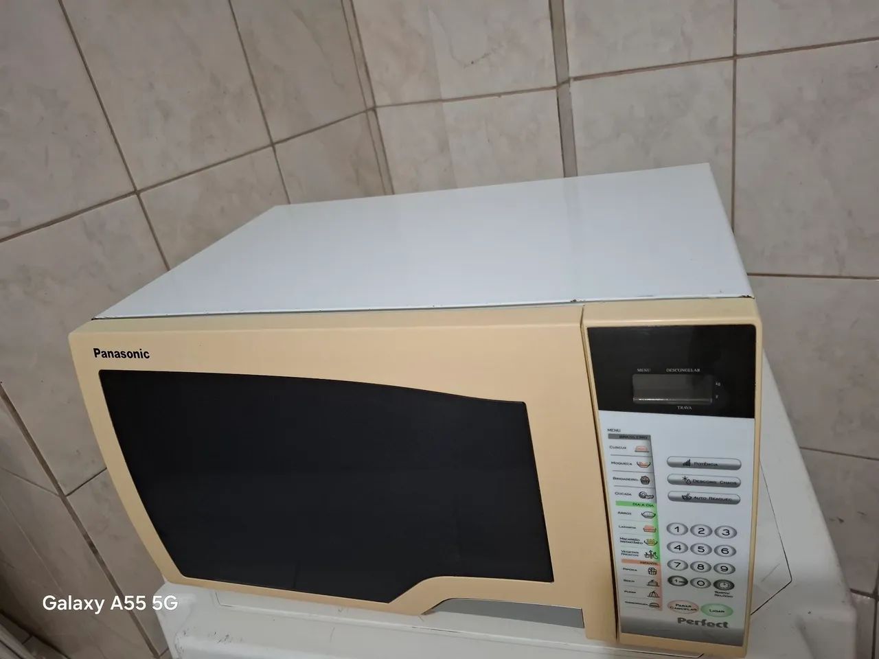 Micro-ondas Panasonic 27 litros com garantia  - Foto 3