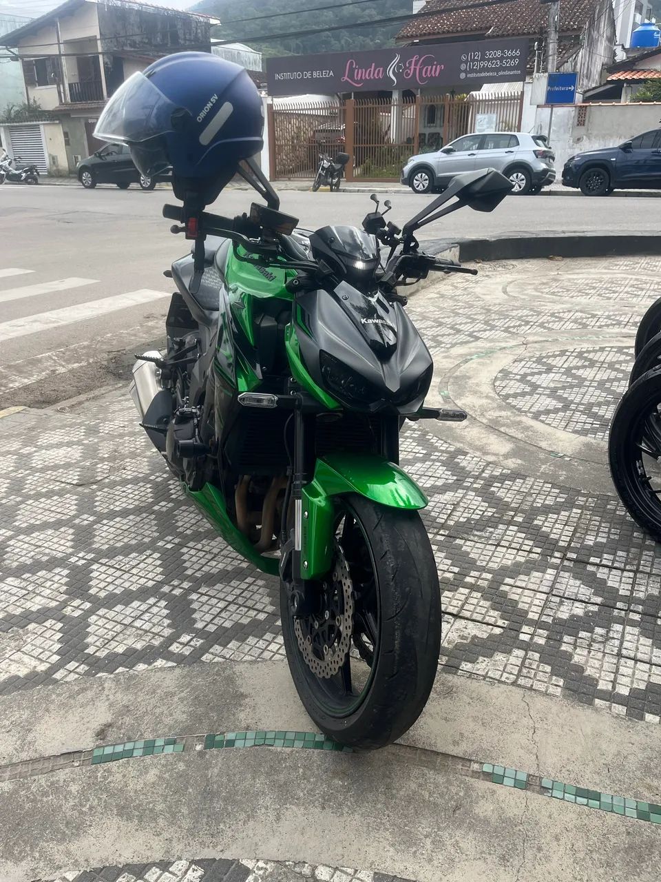 Z1000
