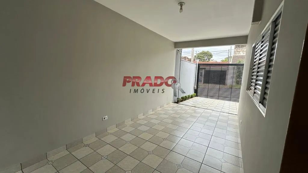 Casa à venda em Maringá, Jardim Paris, com 3 quartos, com 110 m² - Foto 2