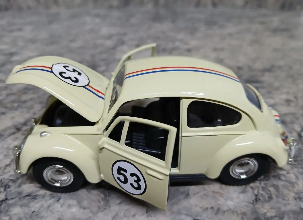 Kit com 2 Miniaturas de carrinho 