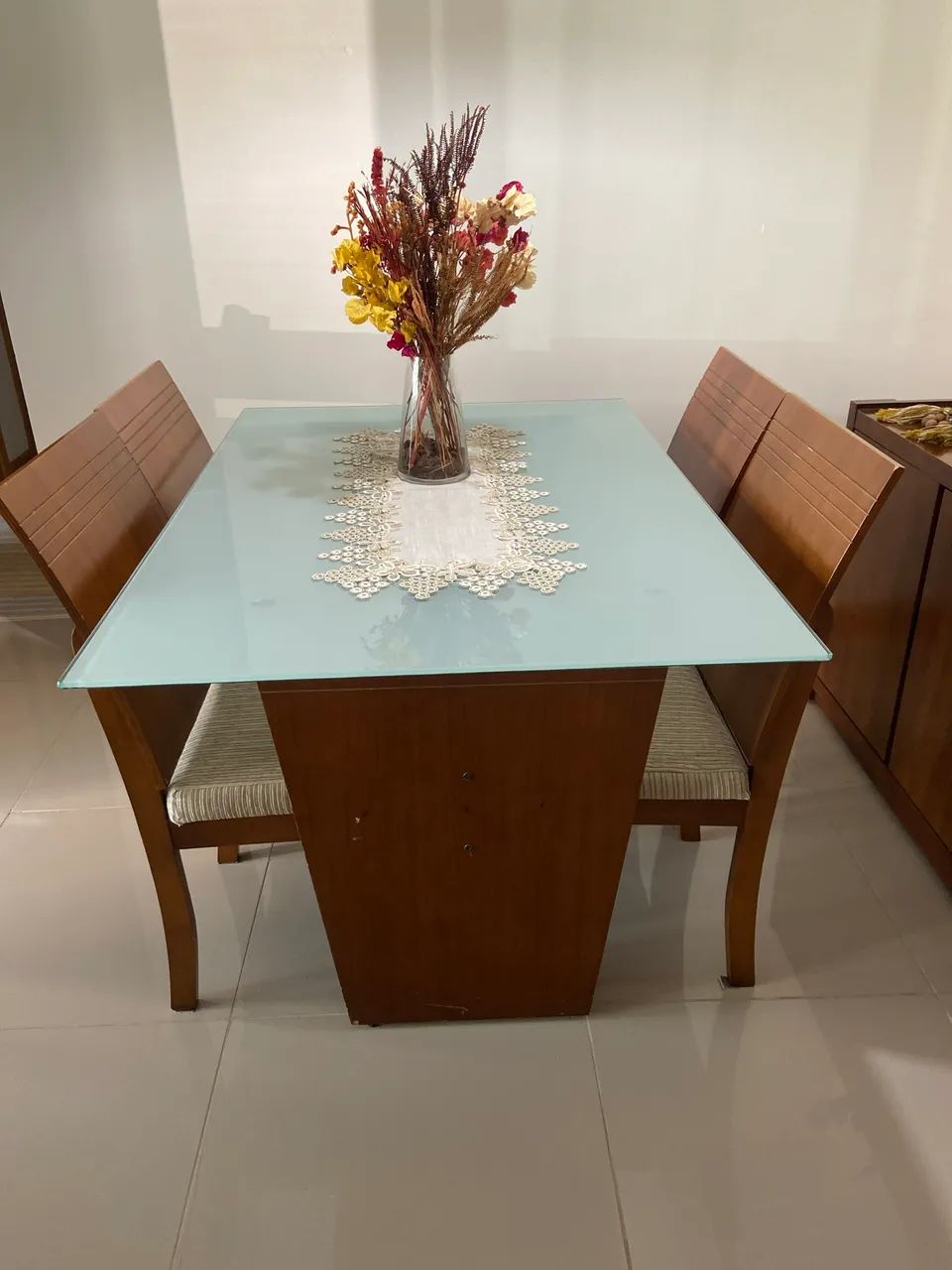 Conjunto de mesa Maciça 