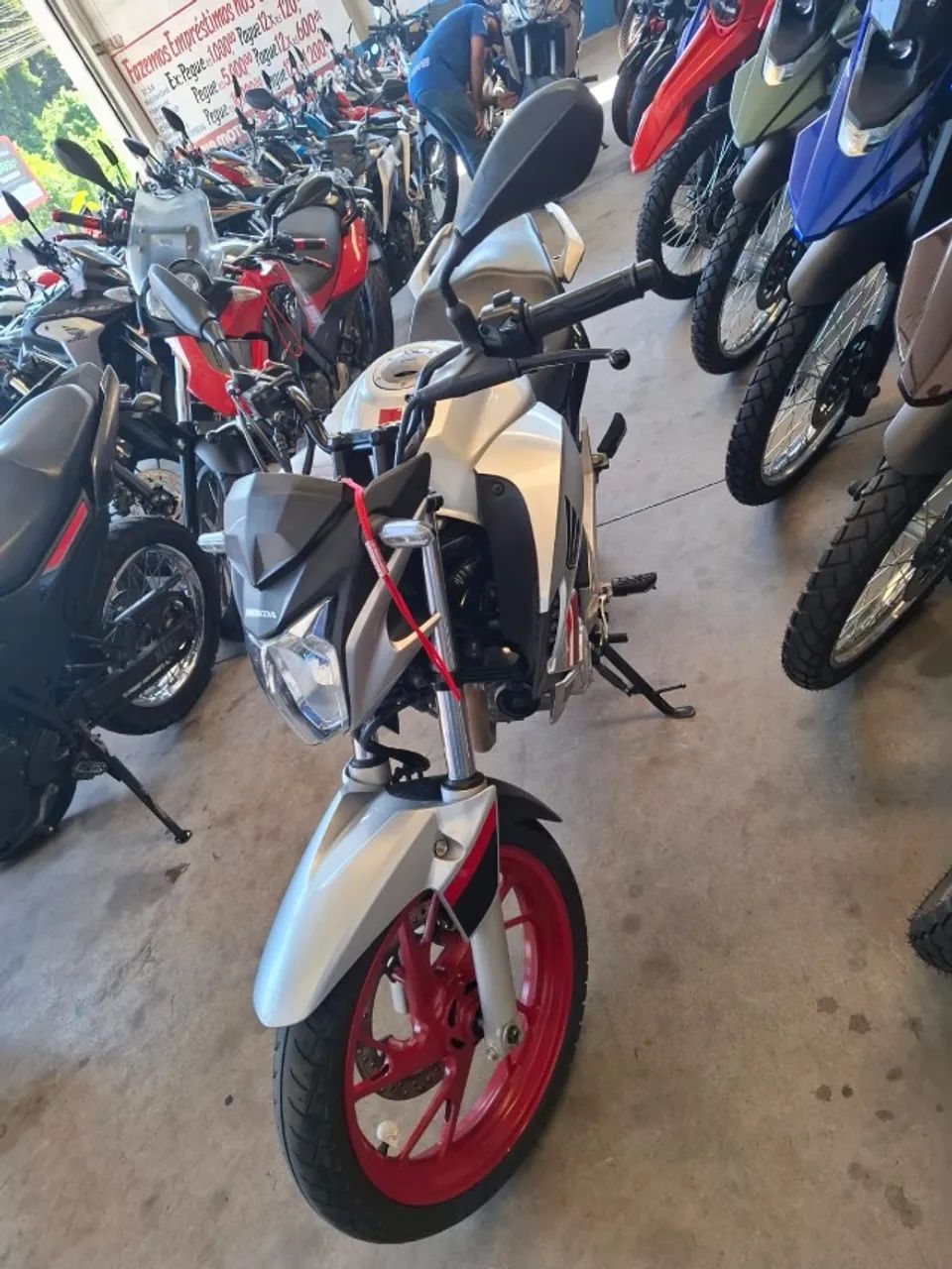Honda CB 250 2021 - Foto 3