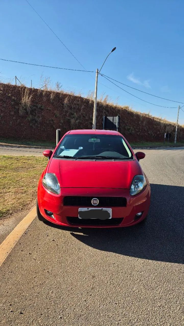 Fiat Punto ESSENCE 1.6 FLEX 16V 5P 2012