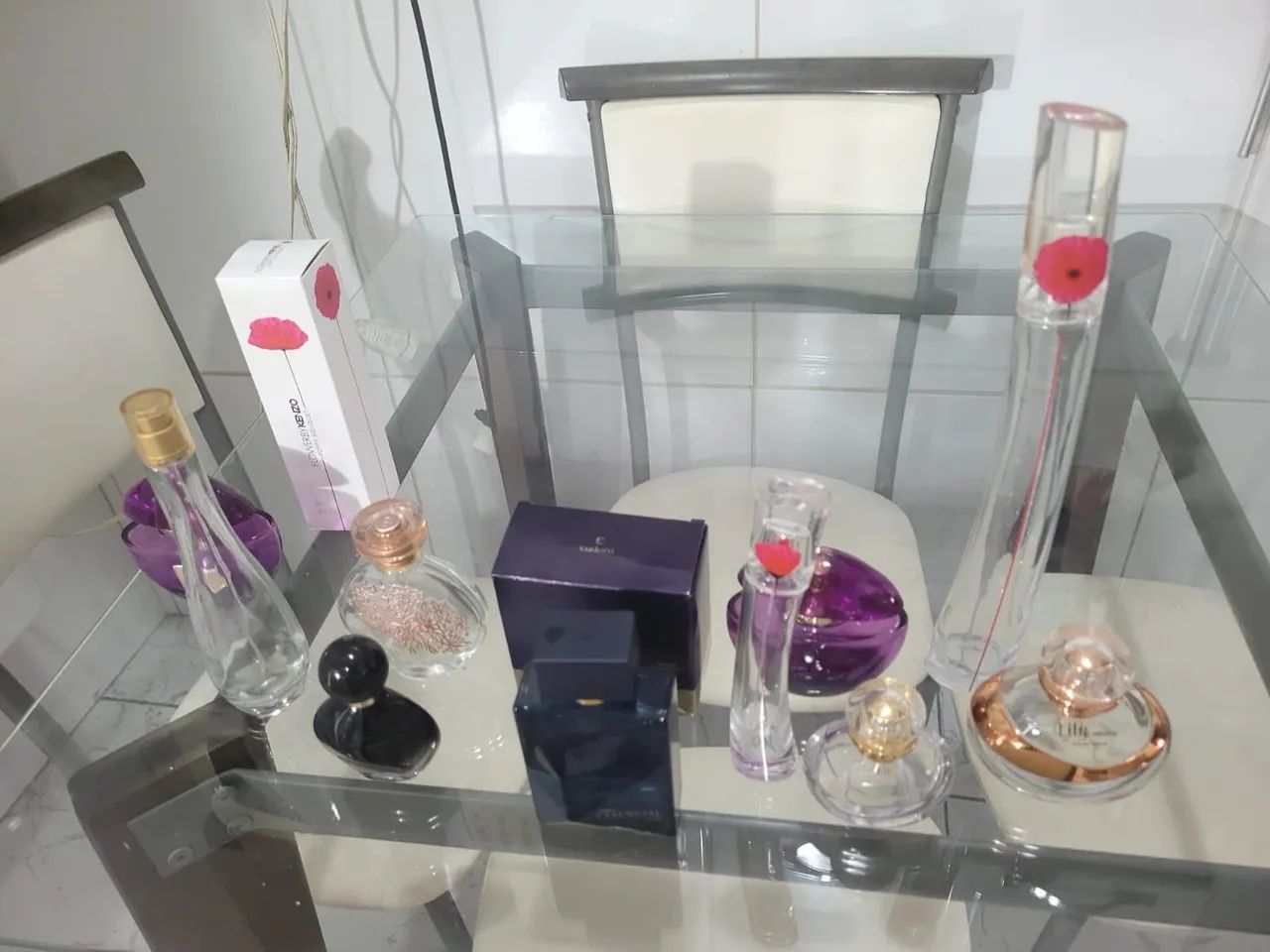 Vidro de perfume vazio  - Foto 5