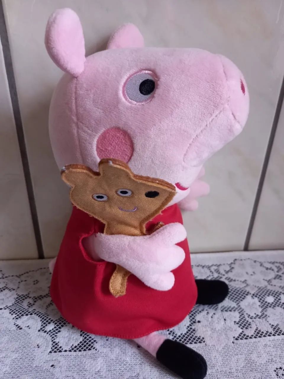 Pelúcia Peppa Pig original Hasbro 30cm