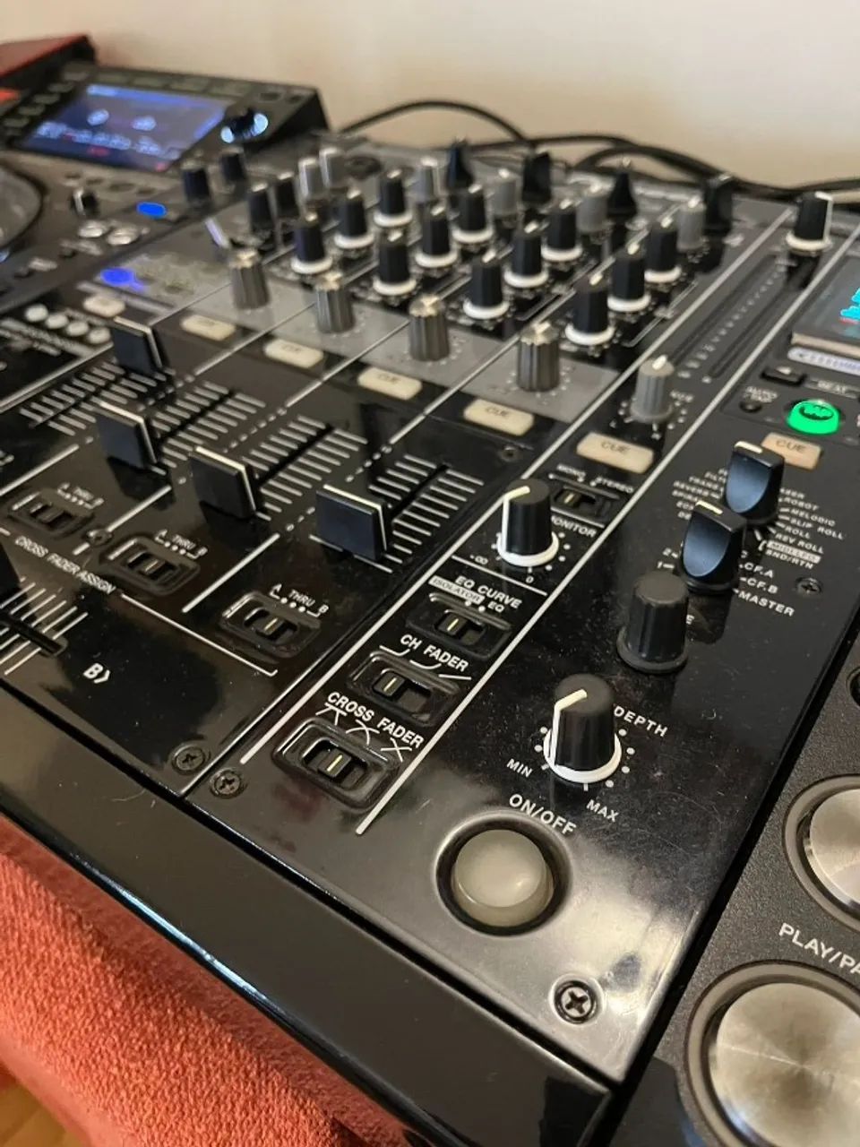 CDJS 2000 NEXUS + MIXER DMJ 900 NEXUS - Foto 2