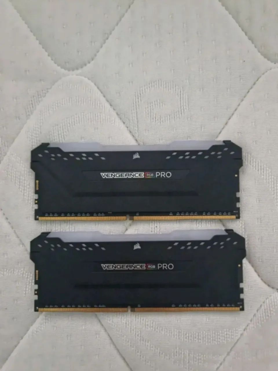 Memória Corsair Vengeance RGB Pro 32GB (2x16GB) DDR4 3600MHz CL18