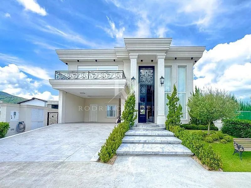 Casa mobiliada com piscina, espaço gourmet e 4 quartos em Camboriú. - Foto 2