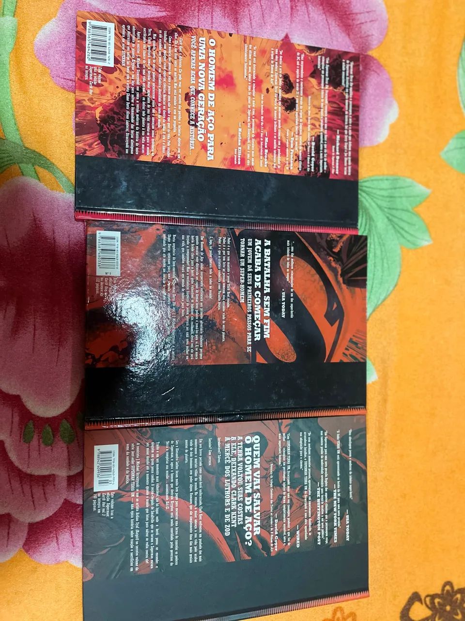 Hq coleção Superman terra Um - Foto 2