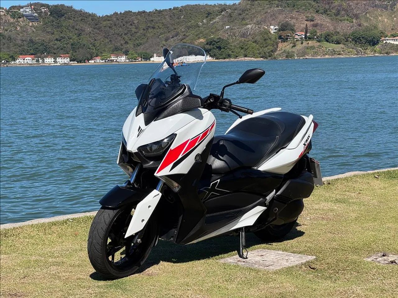 YAMAHA XMAX ABS - Foto 3