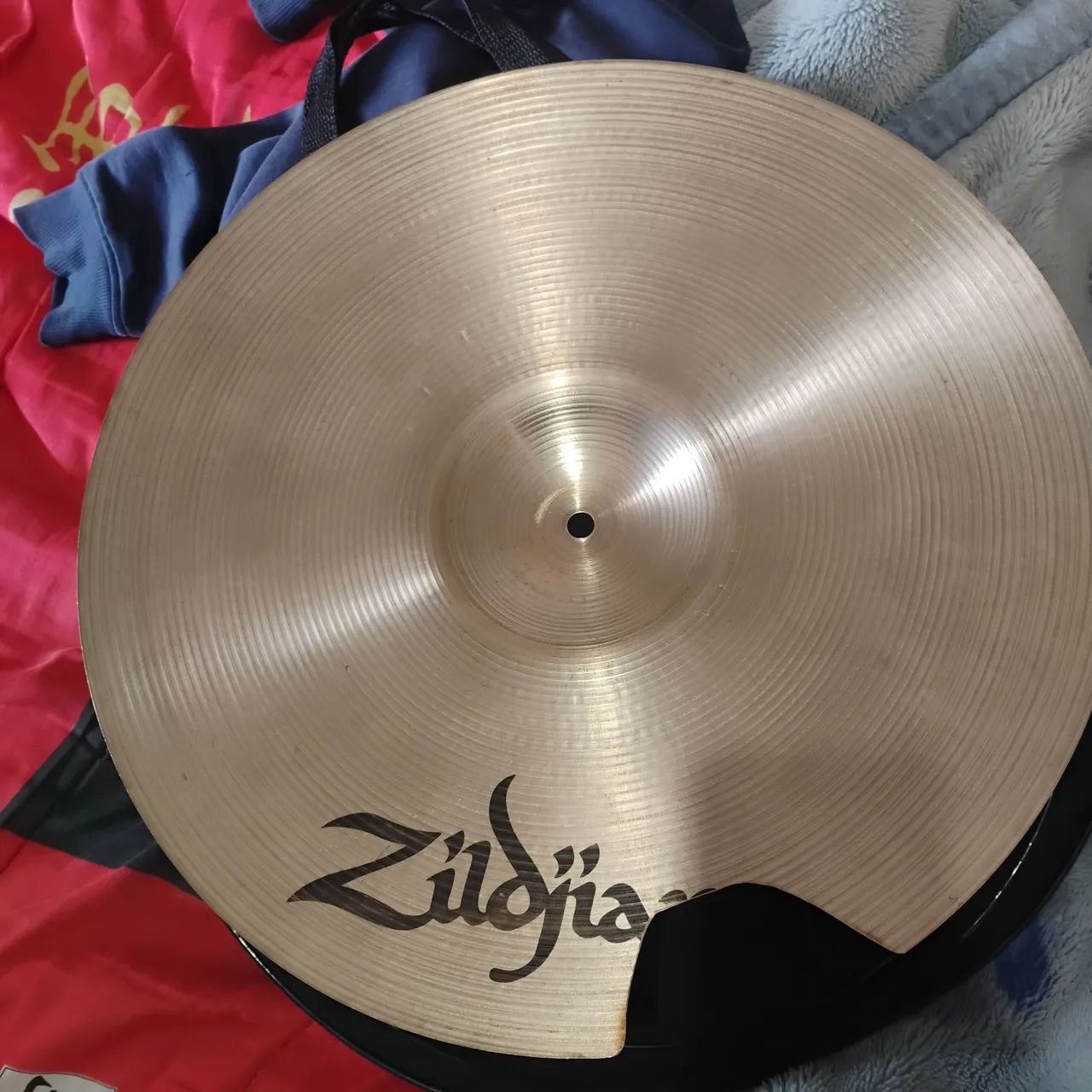 Zildjian Avedis B20 Medium Thin Crash 18 polegadas  - Foto 4
