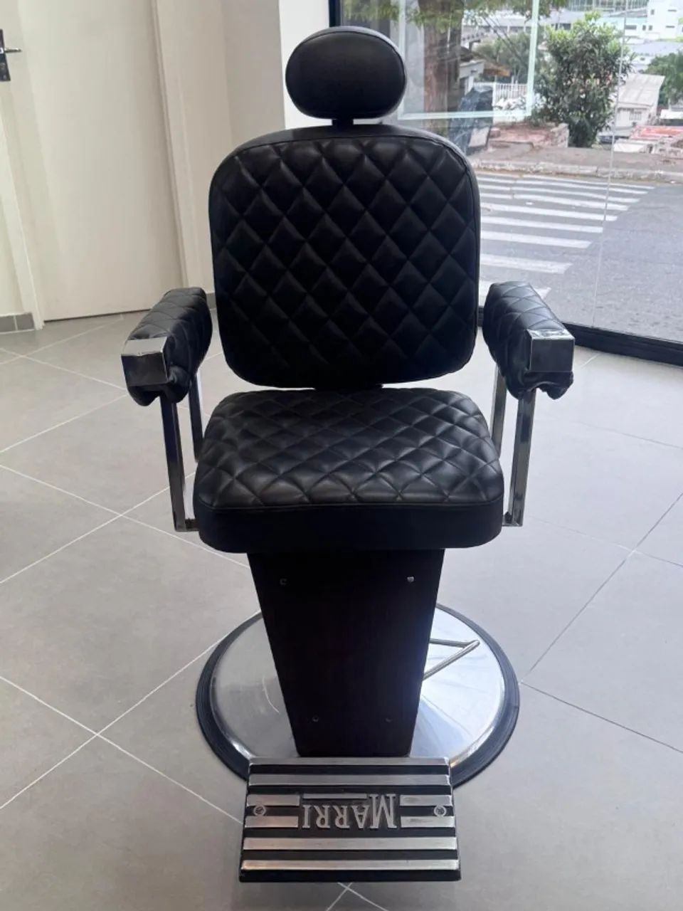 Cadeira Barbeiro Dubai Marri Preto - Foto 3