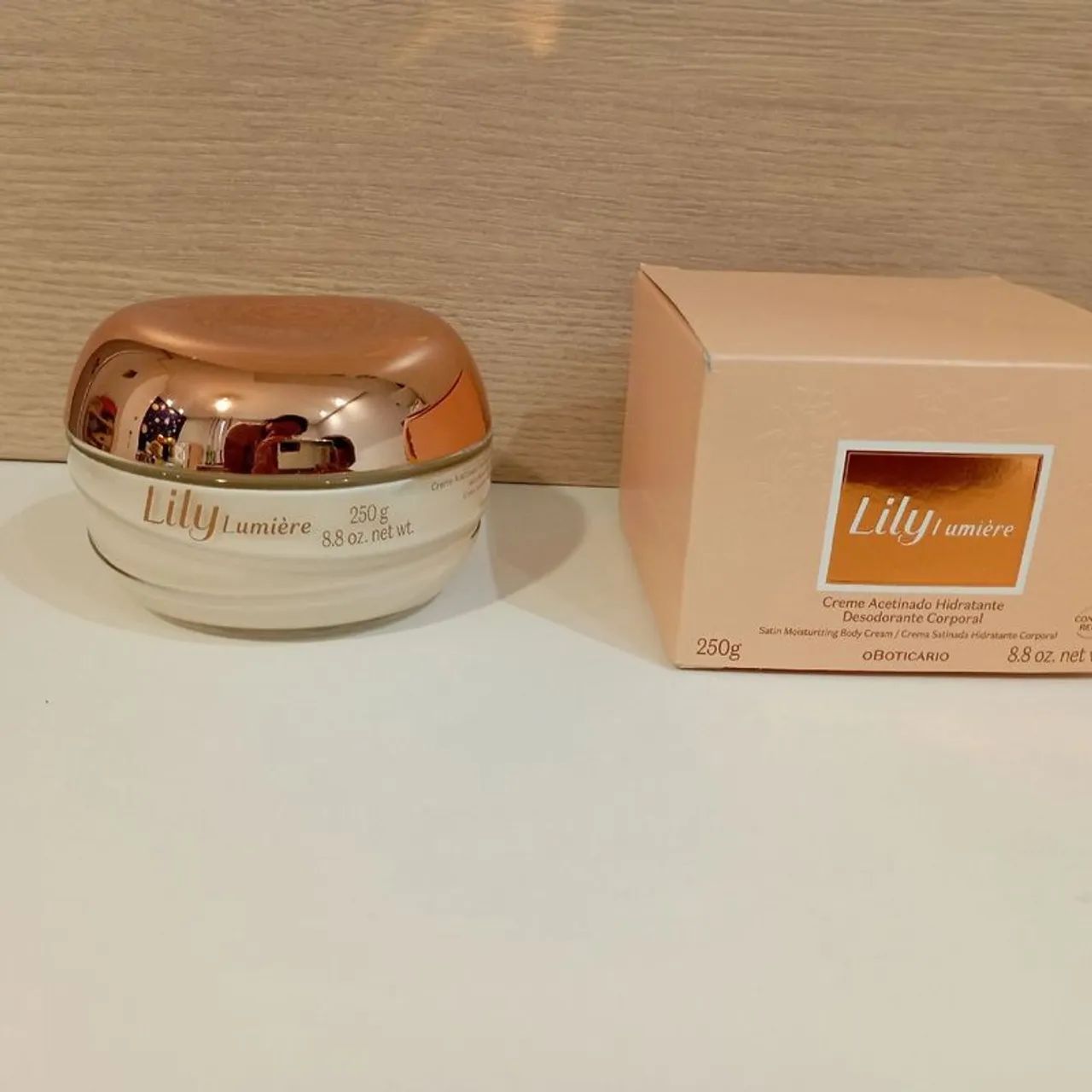 Creme acetinado hidratante desodorante corporal 