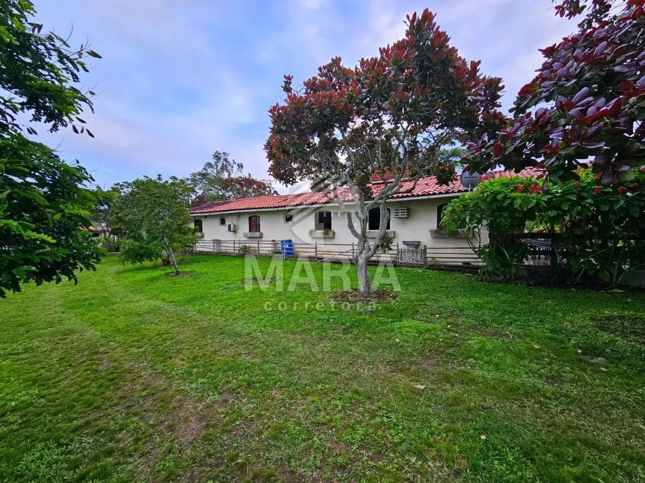 Chácara com amplo jardim com 06 quartos à venda em Sairé/PE! - Foto 11