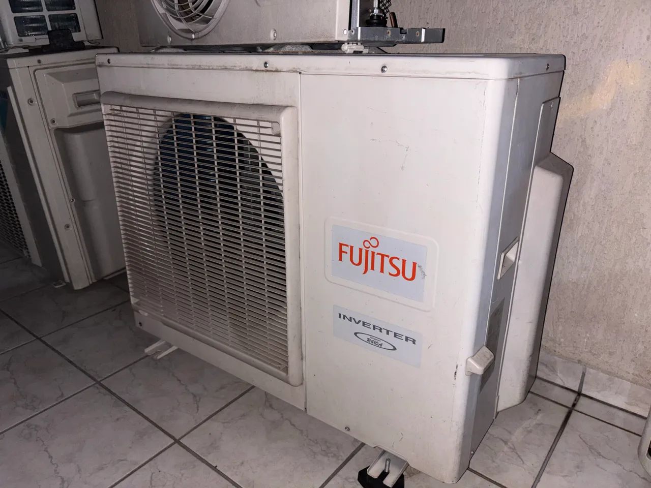 Multisplit fujitsu para retirada de peças