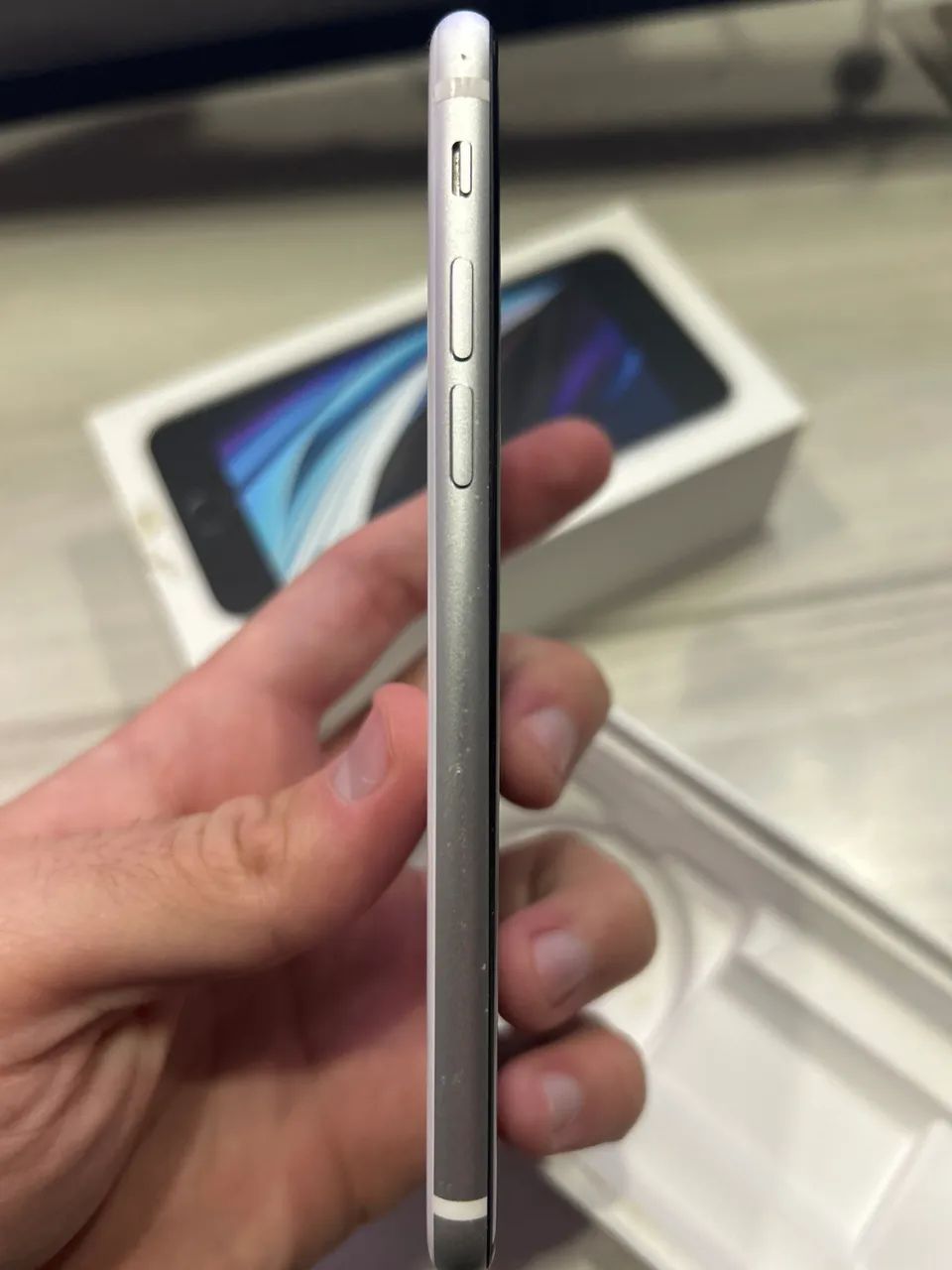 iPhone SE 2 (128GB) Branco - Celulares e Smartphones - Walderez