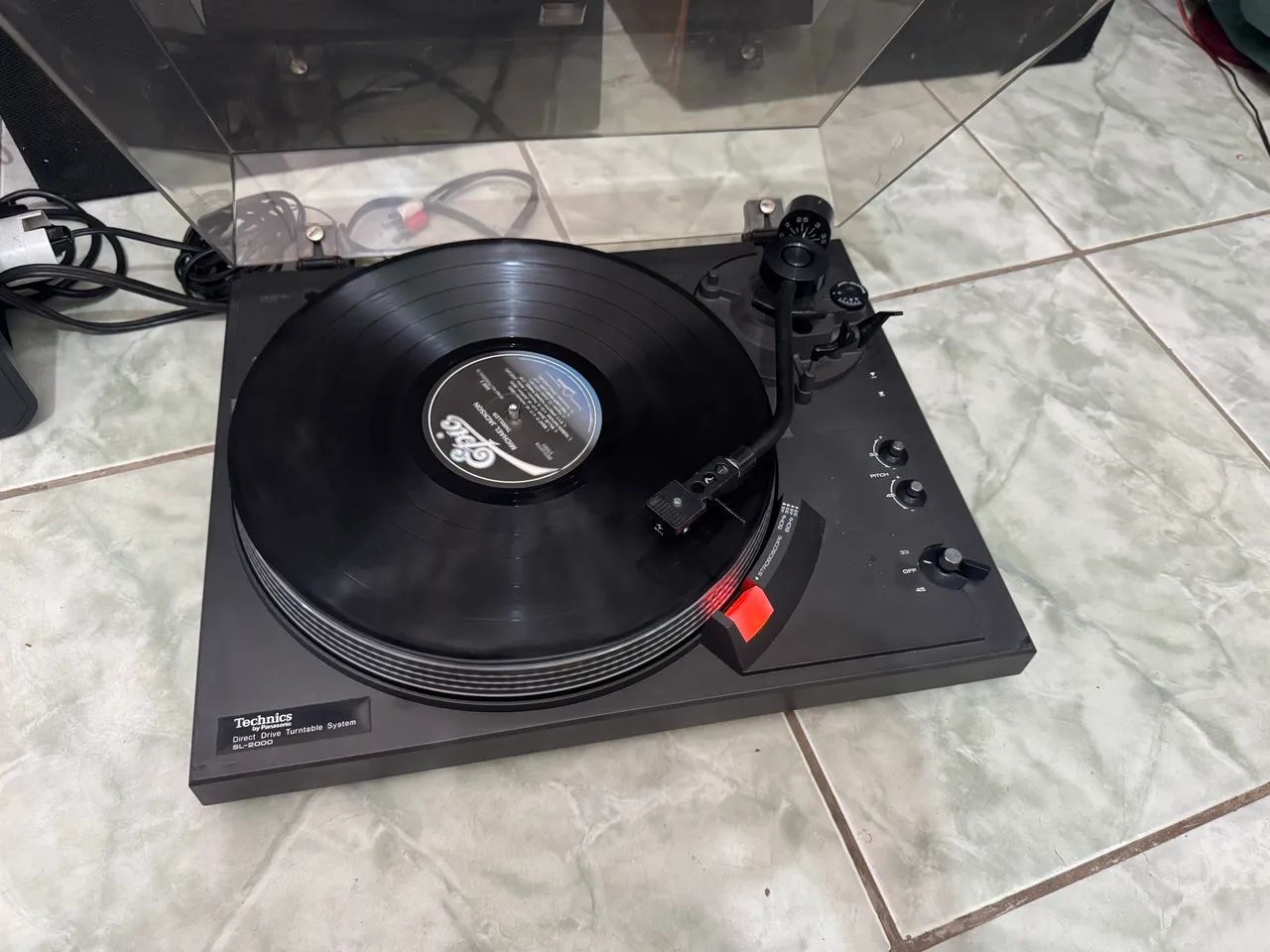 Toca disco technics sl 2000 funcionando perfeitamente 