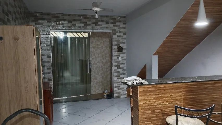 Aluga-se 
