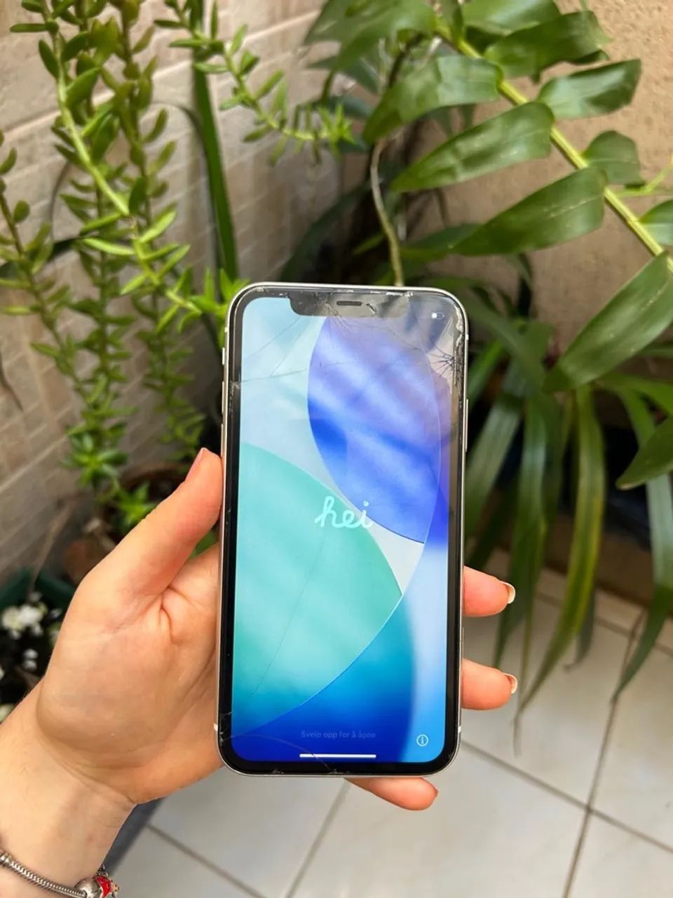 iPhone 11 64 GB - Foto 4
