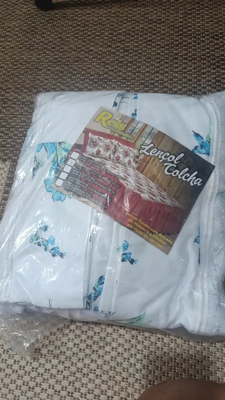 Lençois de elástico e com babado de malha 