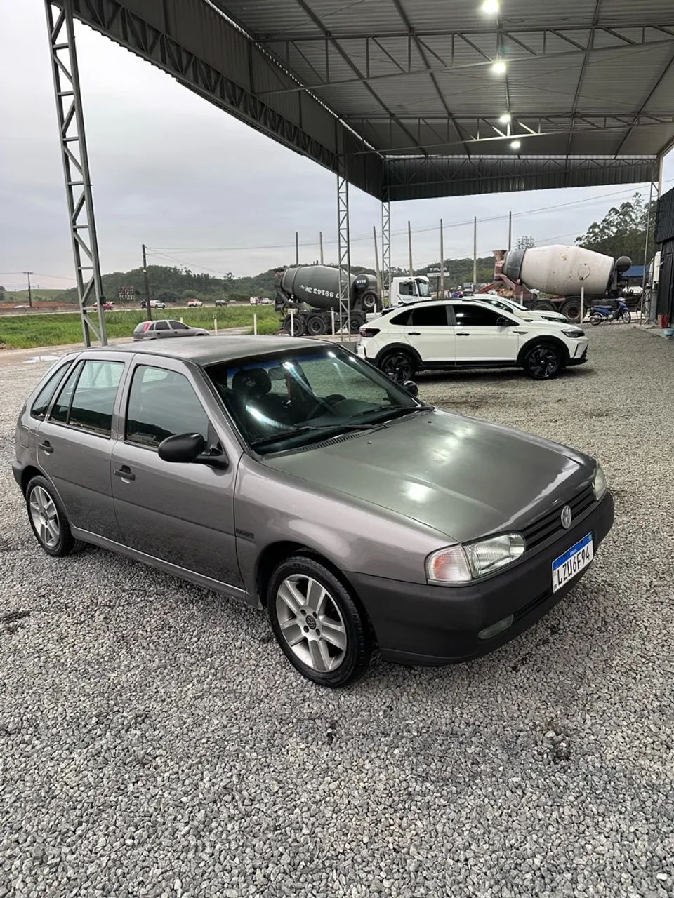 Volkswagen Gol Geração II 1.0 16V 70cv MI Gasolina Mec. (1000) 2P 1999