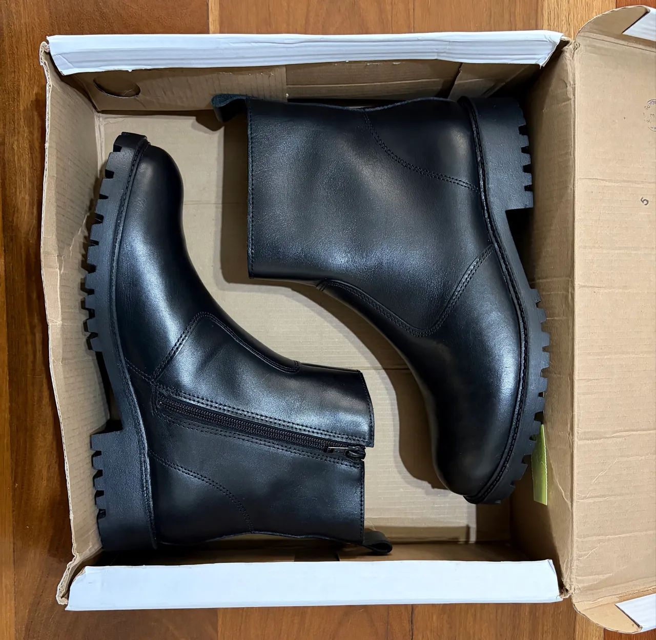 BOTA DE COURO ANACAPRI NOVA NUNCA USADA TAM38 - Foto 3