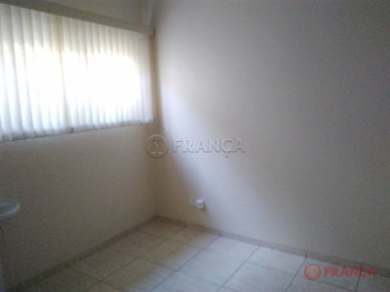 Comercial Sala em Jacareí - Foto 3