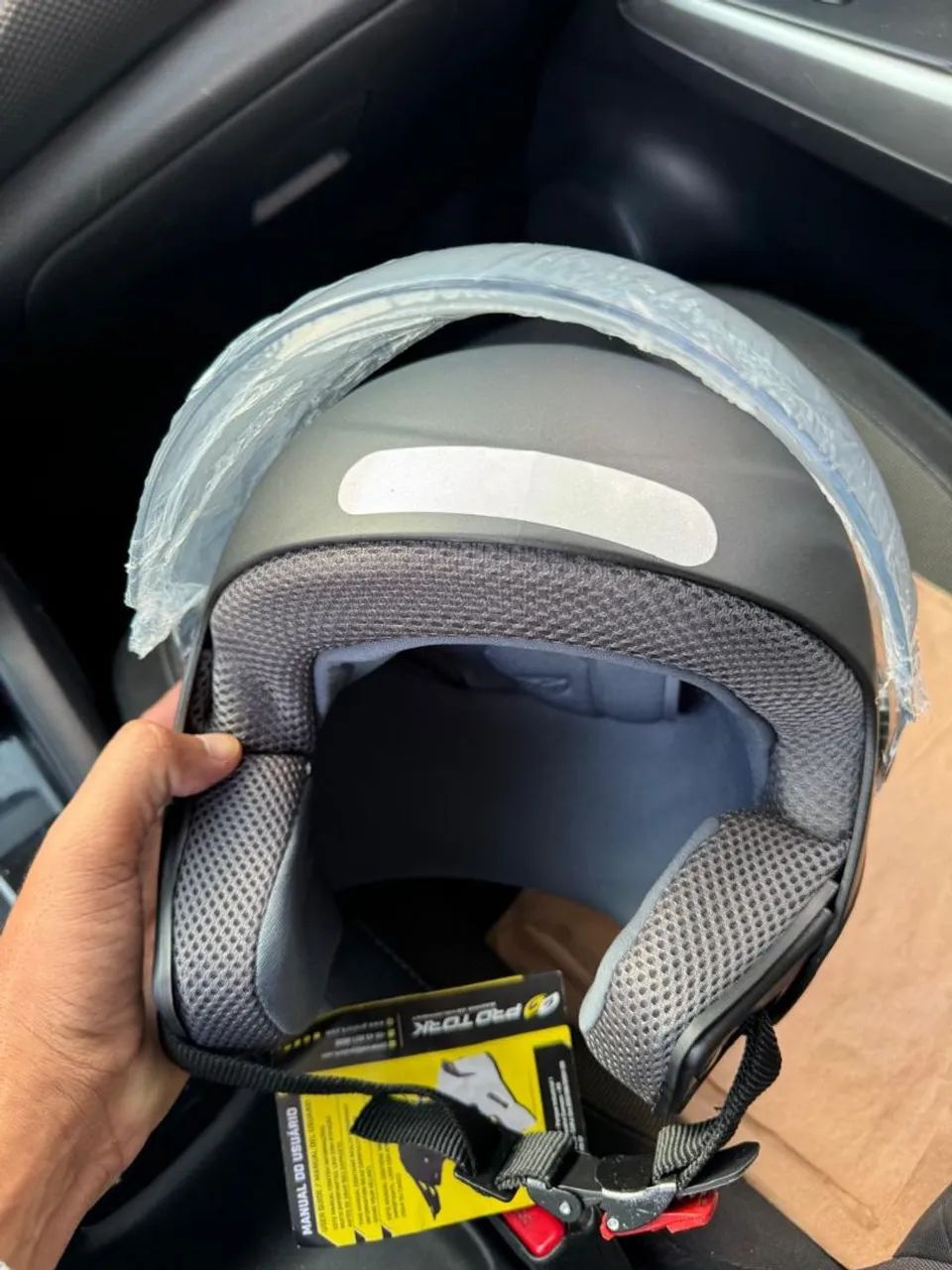 Capacete novo