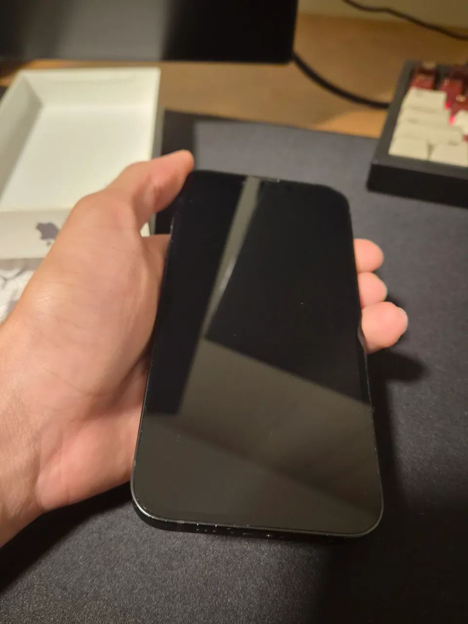 Iphone 16e 128gb  - Foto 4