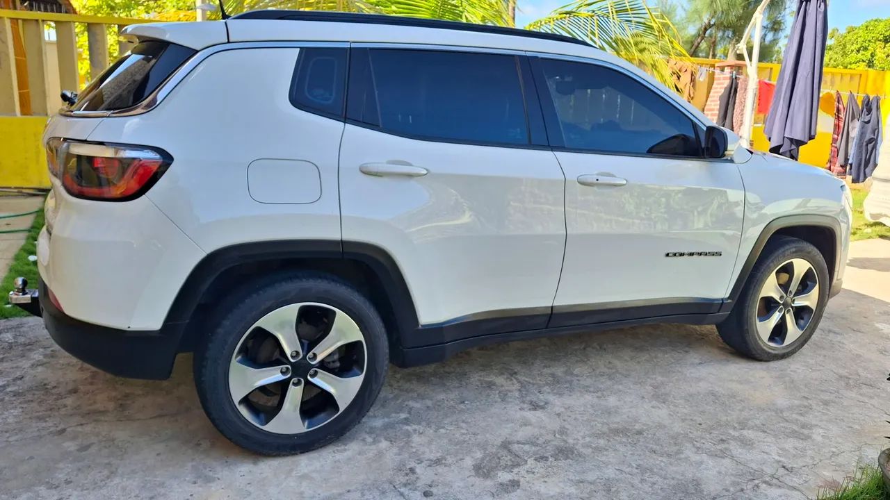 Jeep Compass Longitude 2.0 4X2 Flex 16V Aut. 2017 - Foto 2