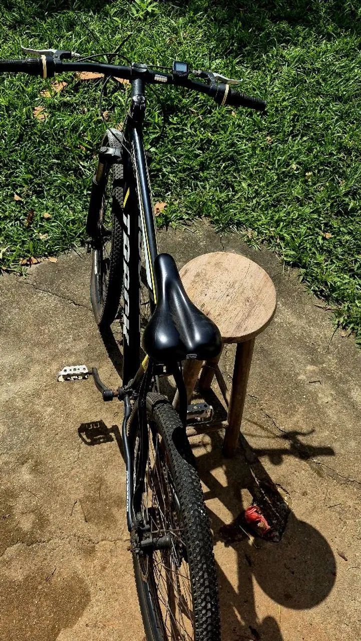 Bicicleta - Track aro 29 de 21 marchas com freios a disco - Foto 4