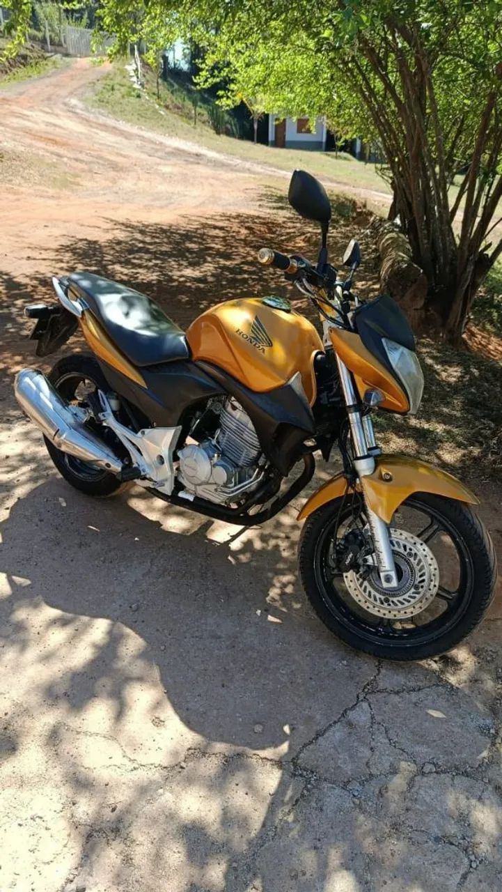 CB 300 - Foto 3