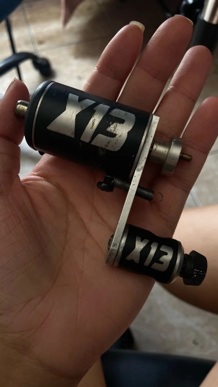 KIT MÁQUINA X13 E FONTE COM CABO E PEDAL TATTOO
