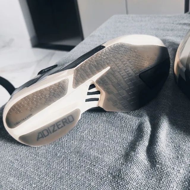 Tênis Adidas  - Foto 3