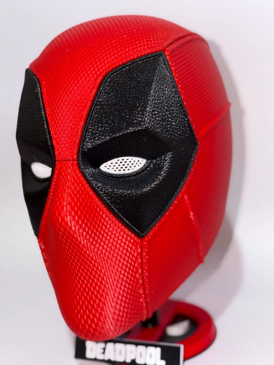Capacete Deadpool em Impressão 3D - Tamanho Real - Foto 3