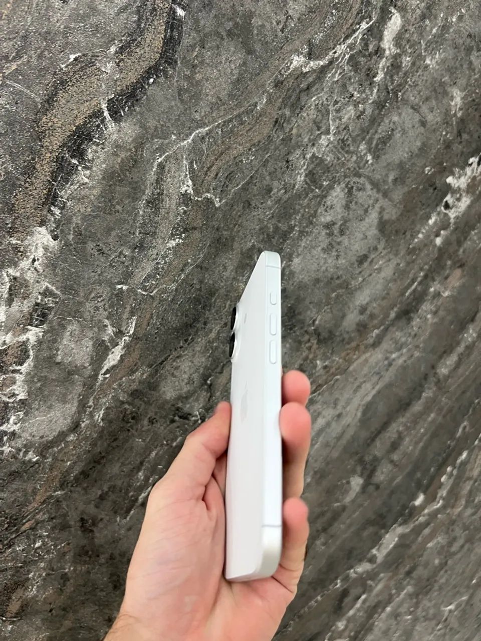 17 256GB BRANCO VENDO OU TROCO ZERO! - Foto 4