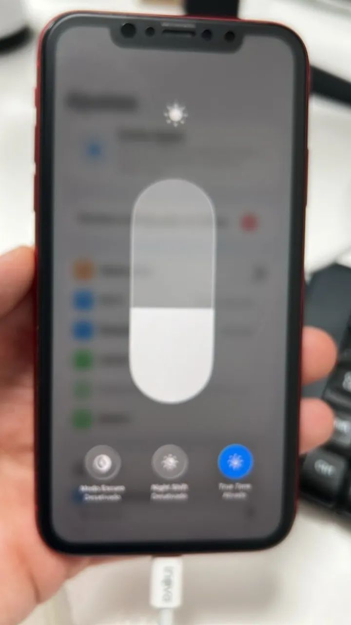 IPHONE 11 RED 128 GB  - Foto 5