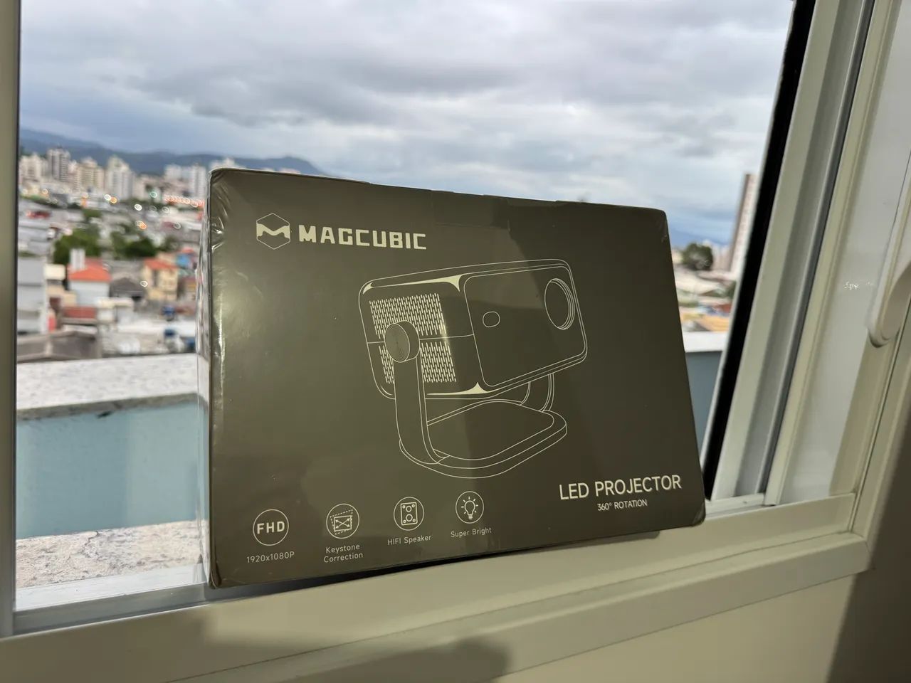 Projetor magicubic 1080p Full HD