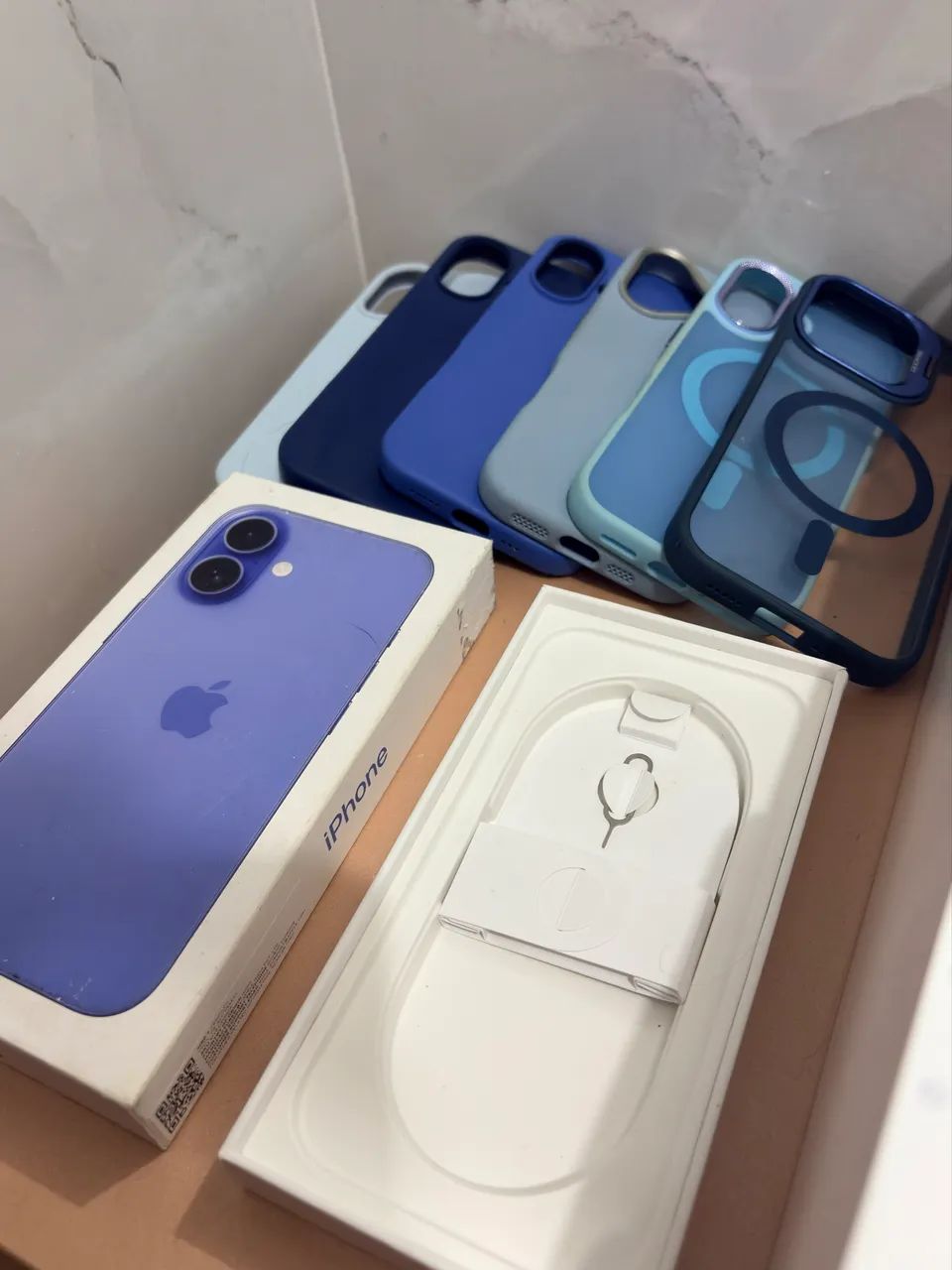 iPhone 16 128GB Ultramarino Impecável + Caixa Original - Foto 3