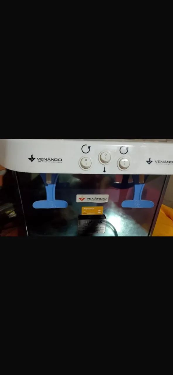 Vende-se Refresqueira 